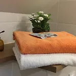 Gæstehus La Musardine En Vexin 3*